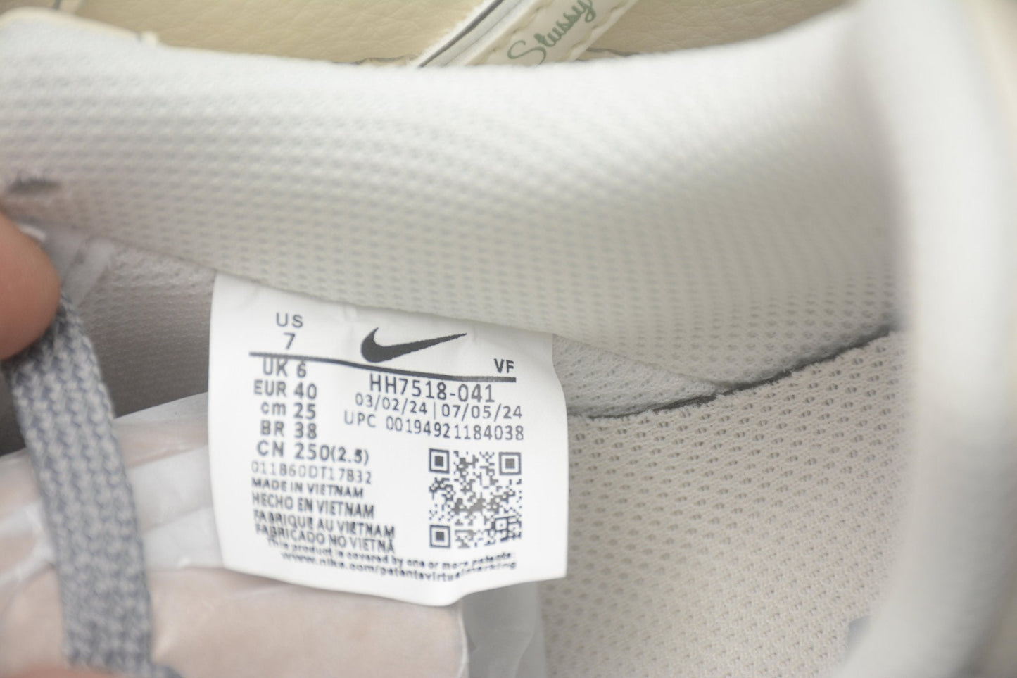 Fabrika Supply Air Force 1 Low x Stüssy Beige / Grey | sapatilhas Sole Rua