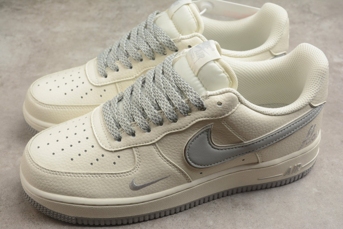 Fabrika Supply Air Force 1 ’07 Cream Beige / Light Sail | sapatilhas Sole Rua