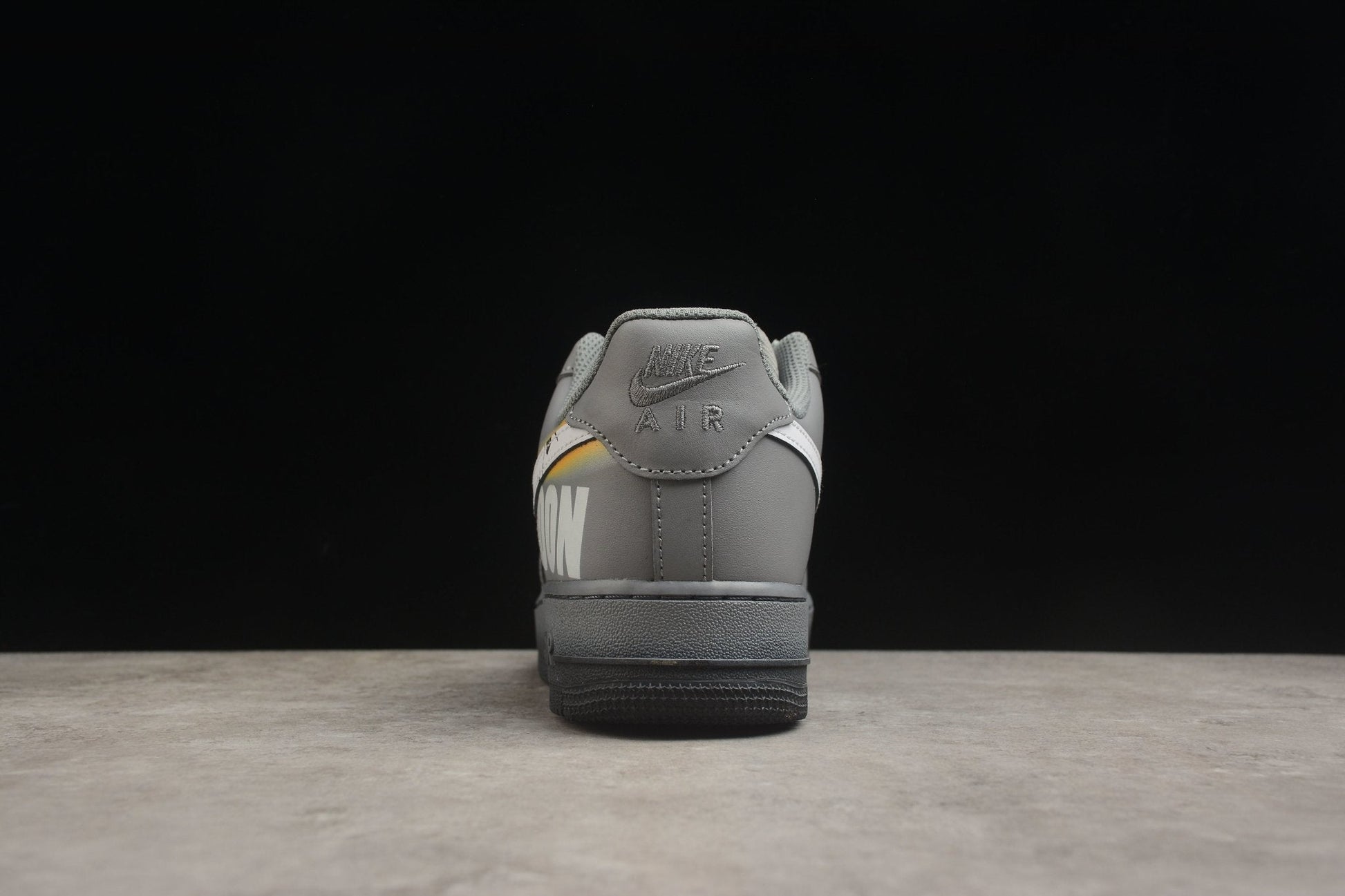 Fabrika Supply Air Force 1 ’07 Dark Grey / White | sapatilhas Sole Rua