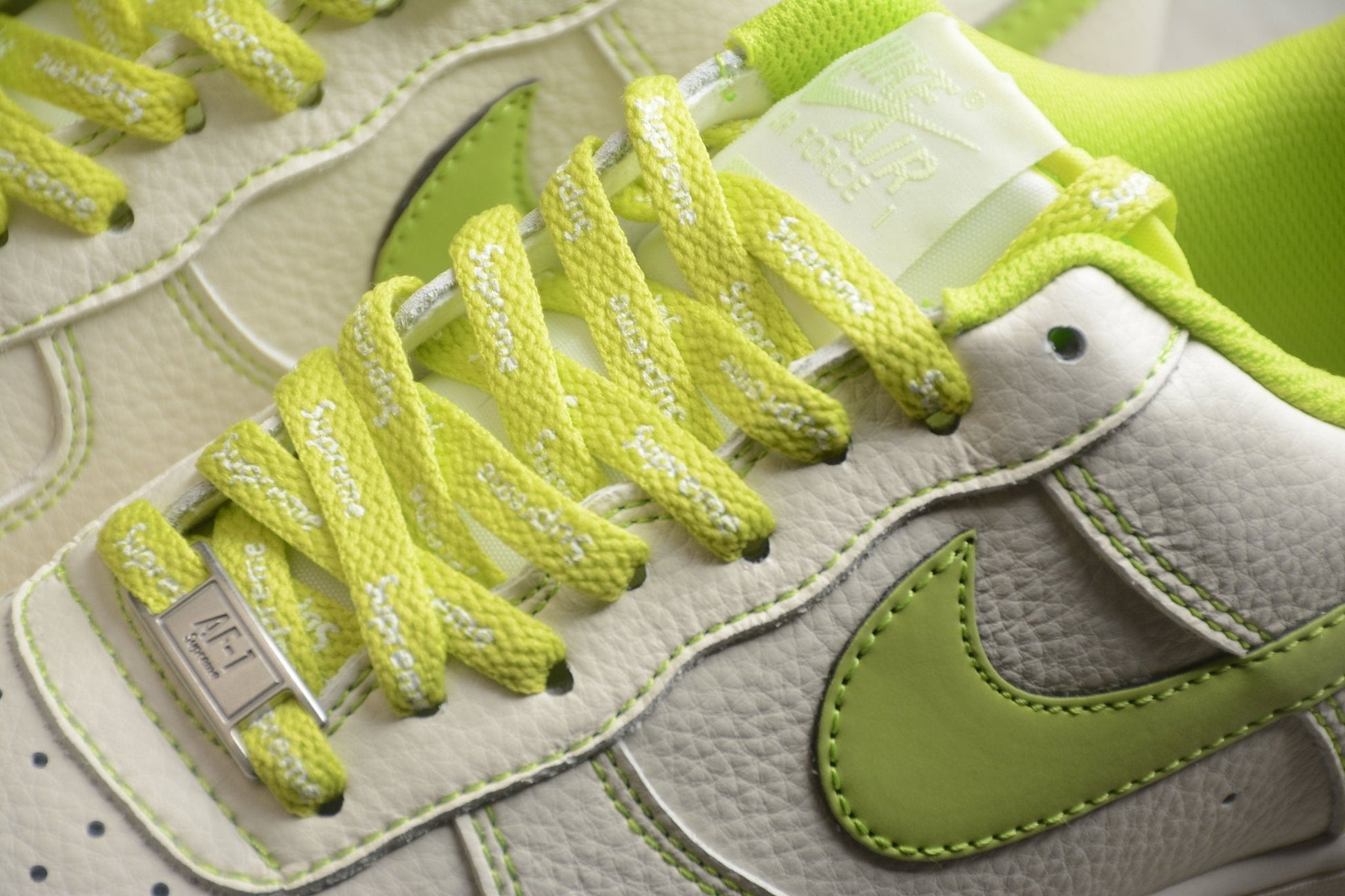 Fabrika Supply Air Force 1 ’07 White / Lime Green | sapatilhas Sole Rua