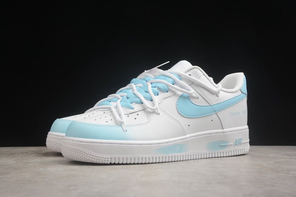 Fabrika Supply Air Force 1 Low “Love Real” White / Sky Blue | sapatilhas Sole Rua