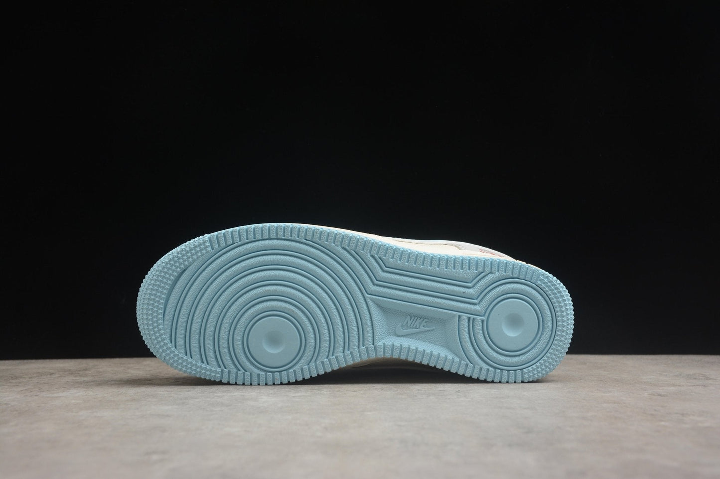 Fabrika Supply Air Force 1 Low “Nezha” Beige / Sky Blue | sapatilhas Sole Rua
