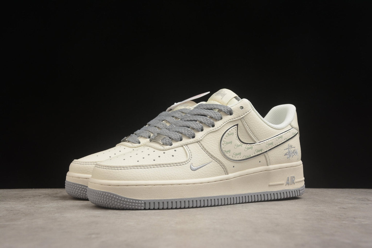 Fabrika Supply Air Force 1 Low x Stüssy Beige / Grey | sapatilhas Sole Rua