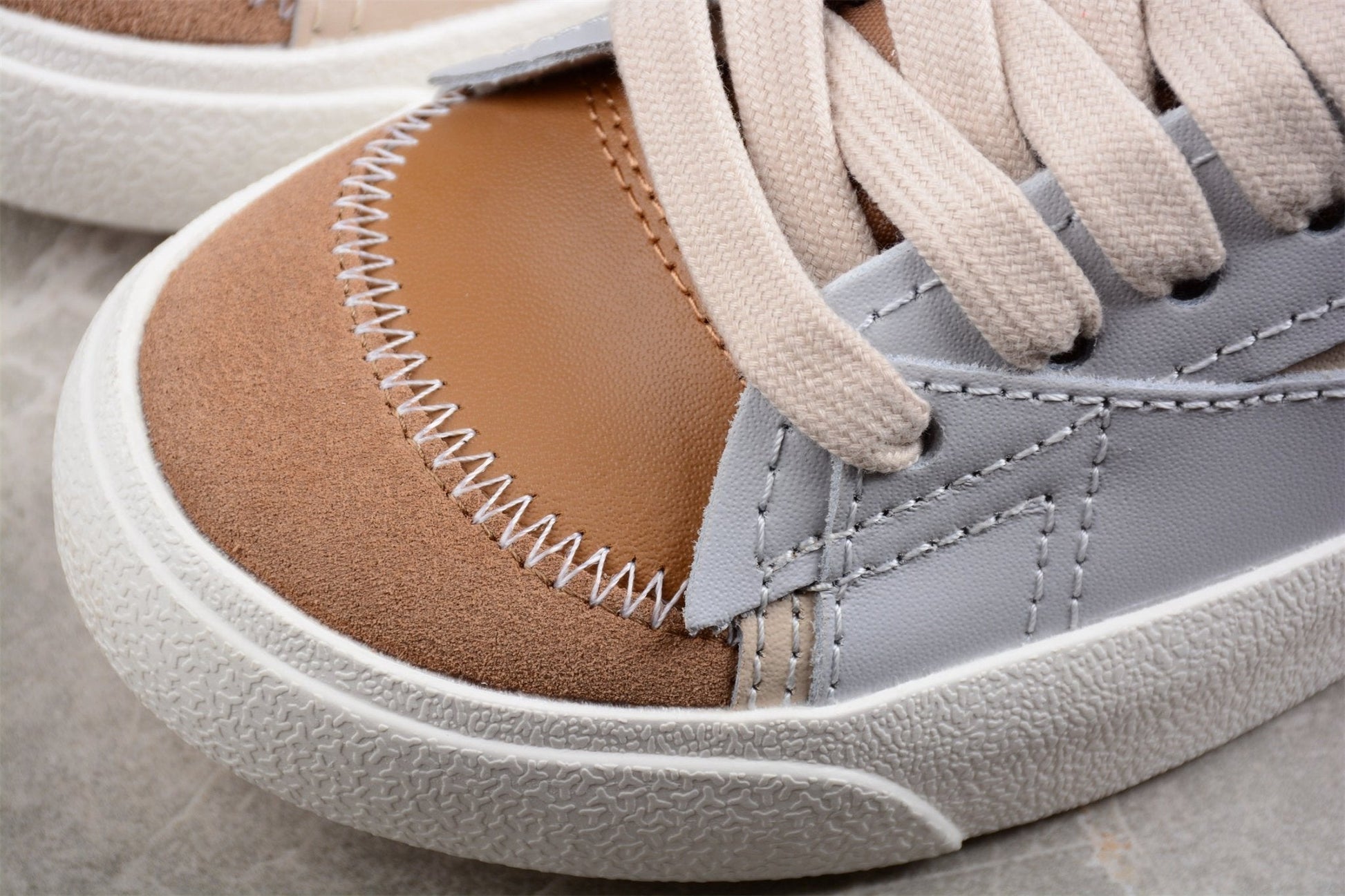 Fabrika Supply Blazer Low ’77 Beige / Olive Green | sapatilhas Sole Rua