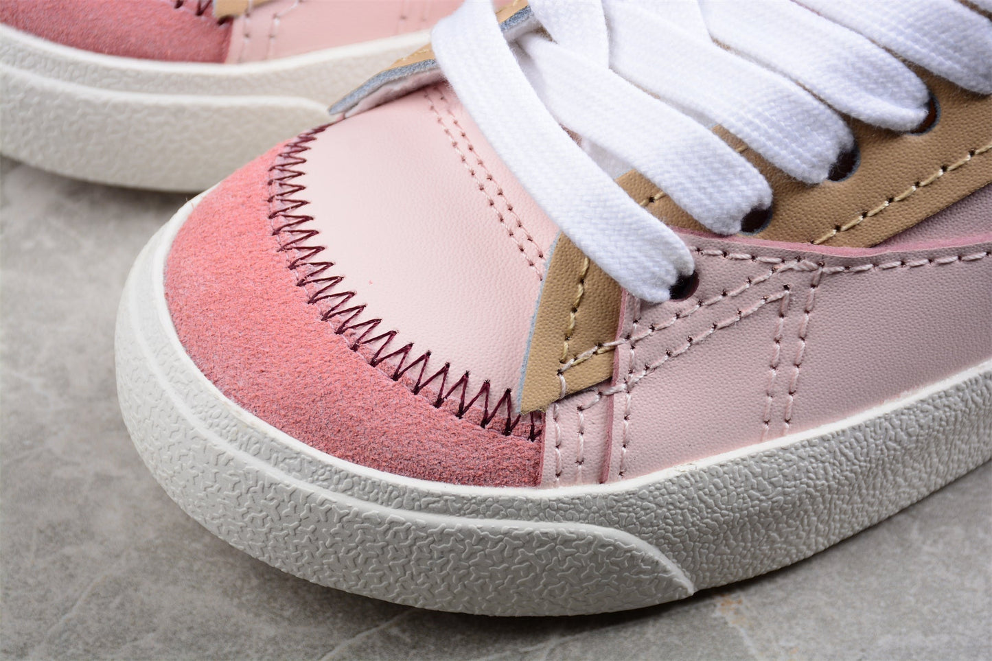 Fabrika Supply Blazer Low ’77 Pink / Beige / White | sapatilhas Sole Rua