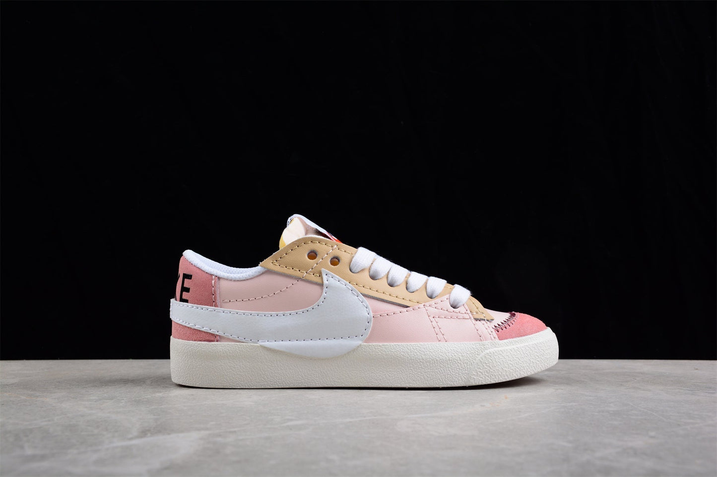 Fabrika Supply Blazer Low ’77 Pink / Beige / White | sapatilhas Sole Rua