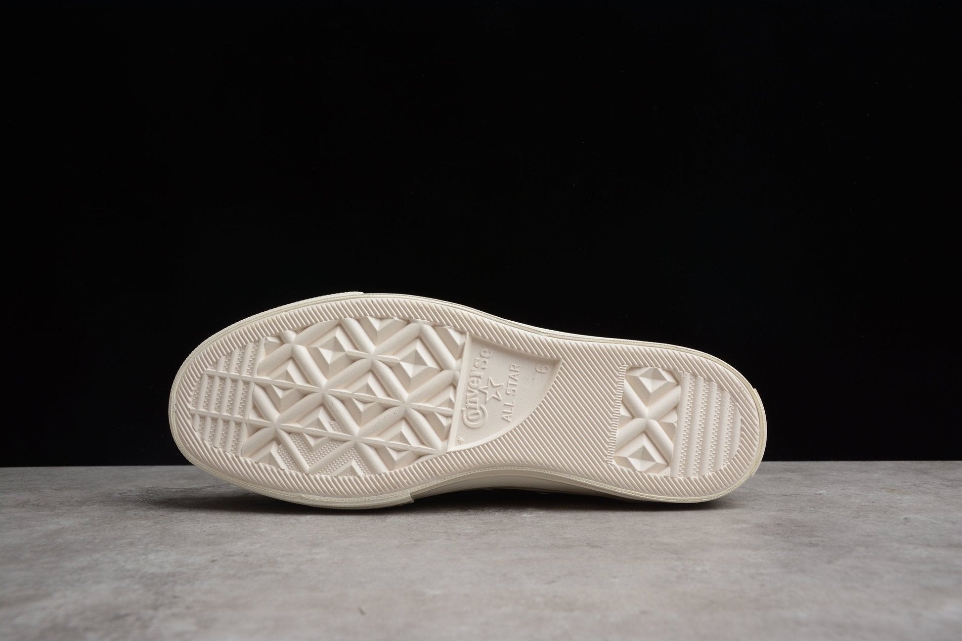 Essenza Rosa Chuck 70 HI White / Black | sapatilhas Sole Rua