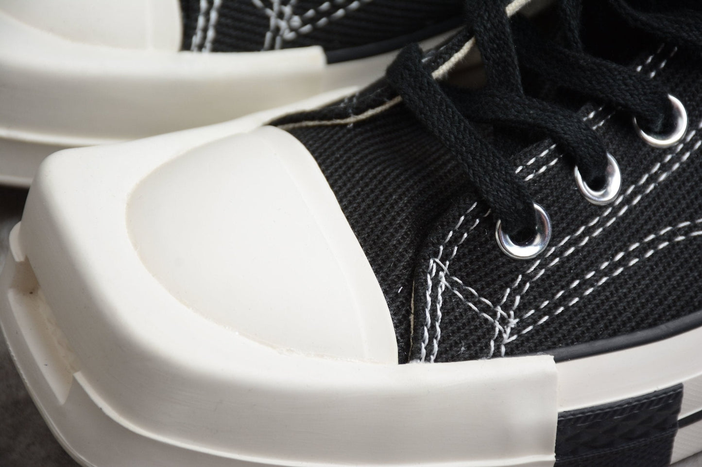 Fabrika Supply Chuck 70 Plus HI Black / White | sapatilhas Sole Rua