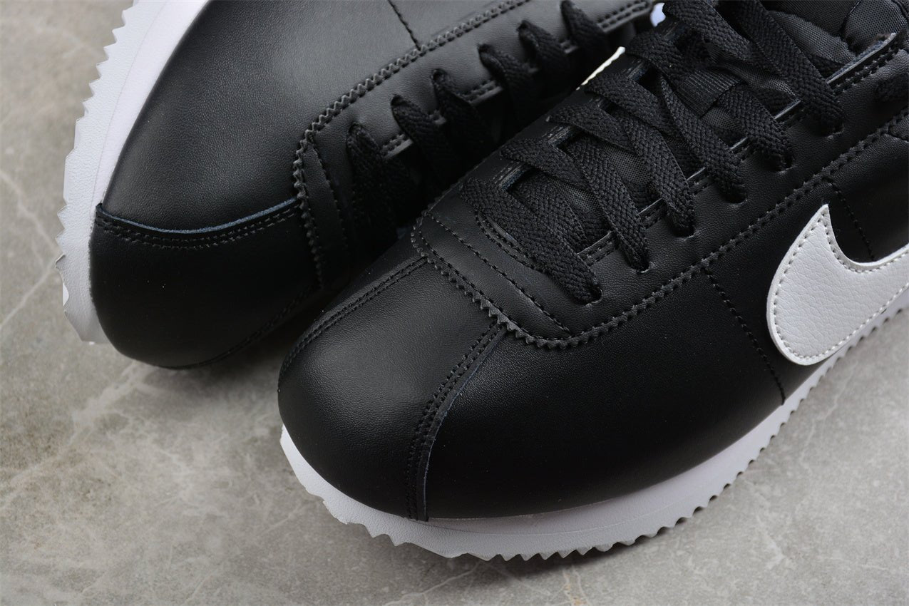 Fabrika Supply Cortez Black / White | sapatilhas Sole Rua