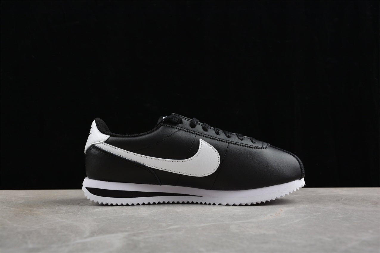 Fabrika Supply Cortez Black / White | sapatilhas Sole Rua