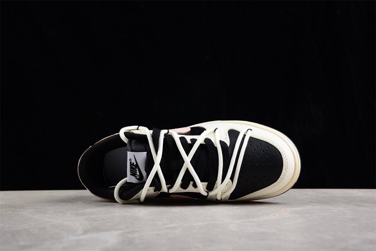 Essenza Rosa Dunk Low Black / Cream / Pastel Pink | sapatilhas Sole Rua