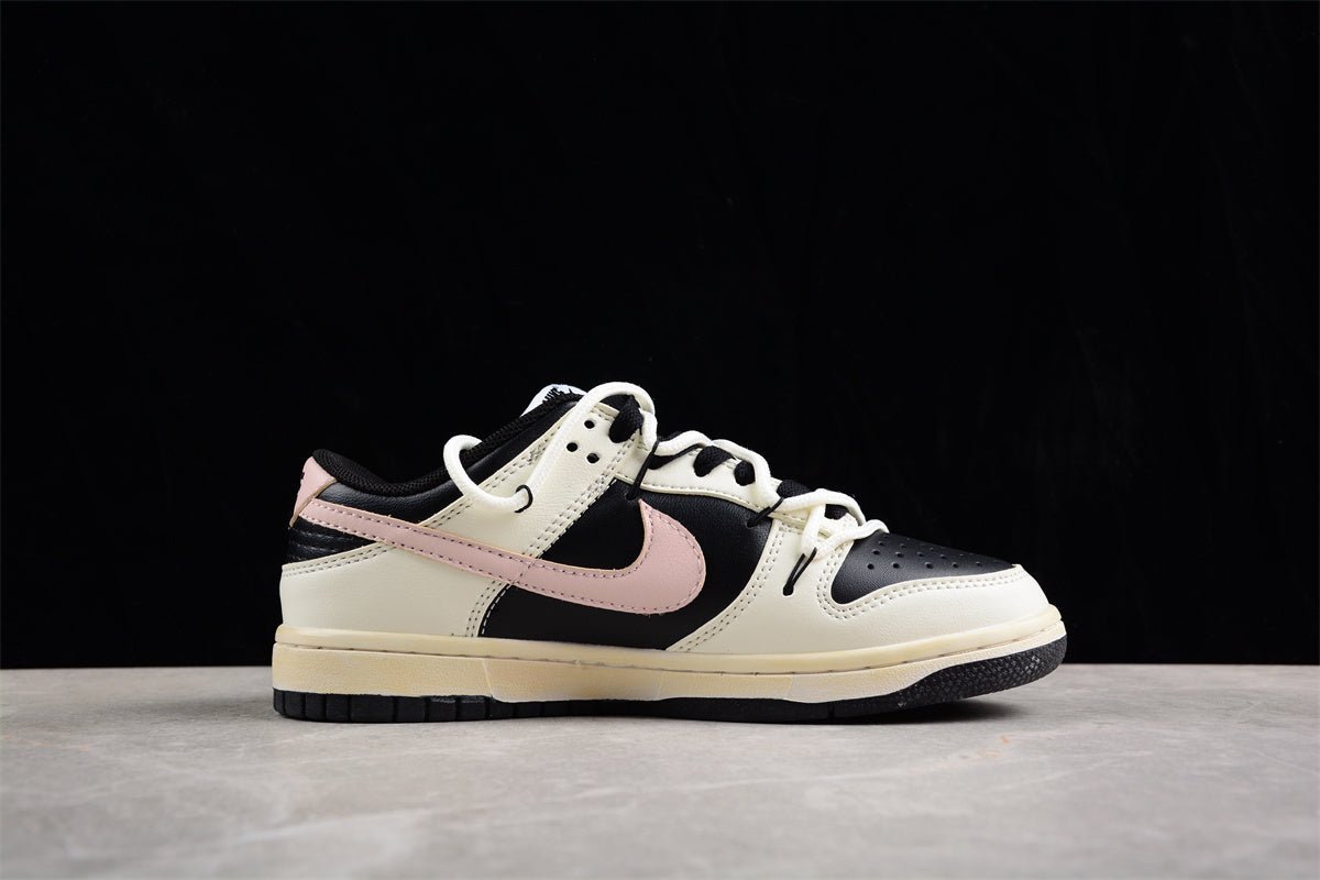 Essenza Rosa Dunk Low Black / Cream / Pastel Pink | sapatilhas Sole Rua