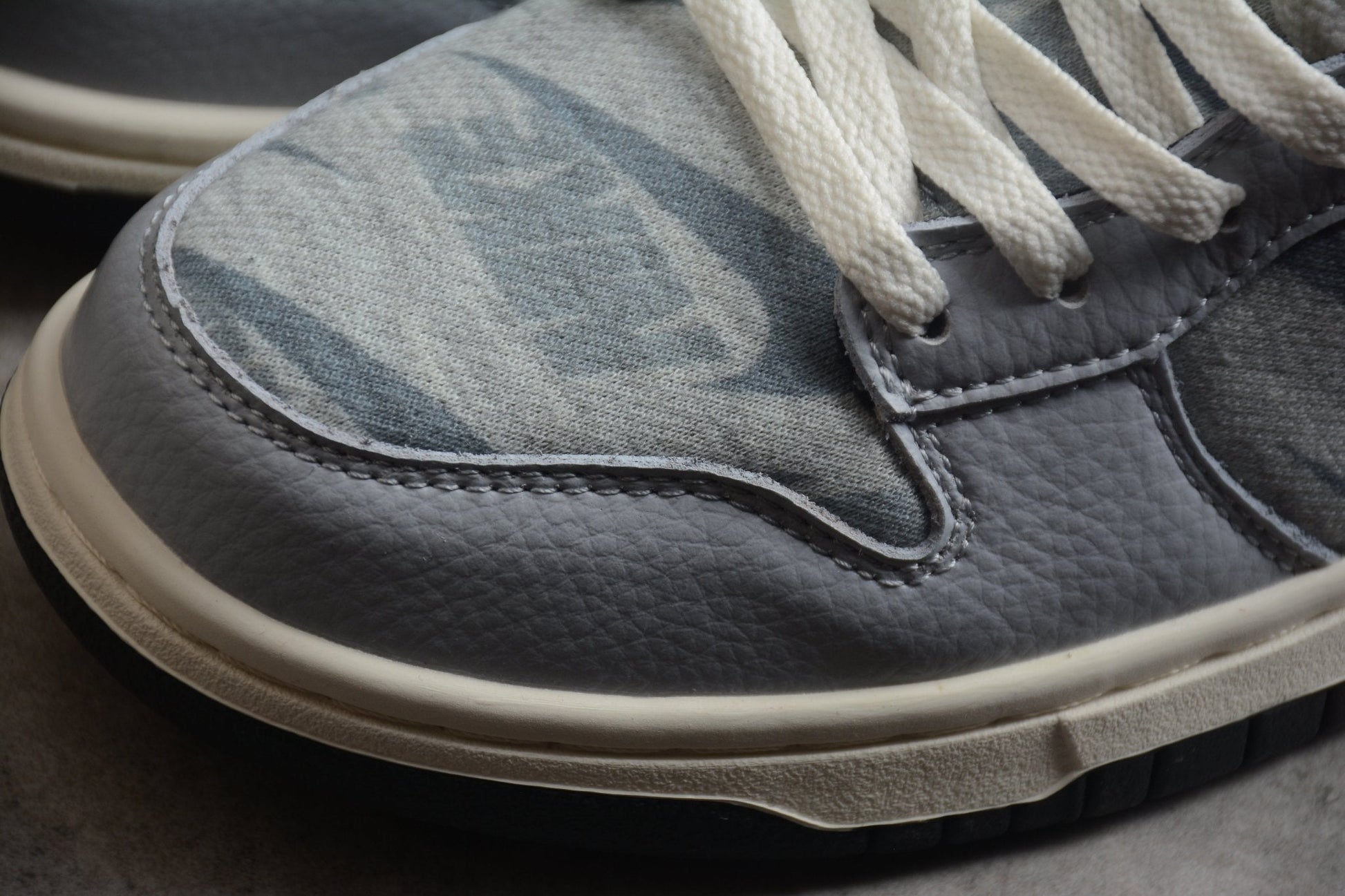 Essenza Rosa Dunk Low Grey / Off Noir | sapatilhas Sole Rua