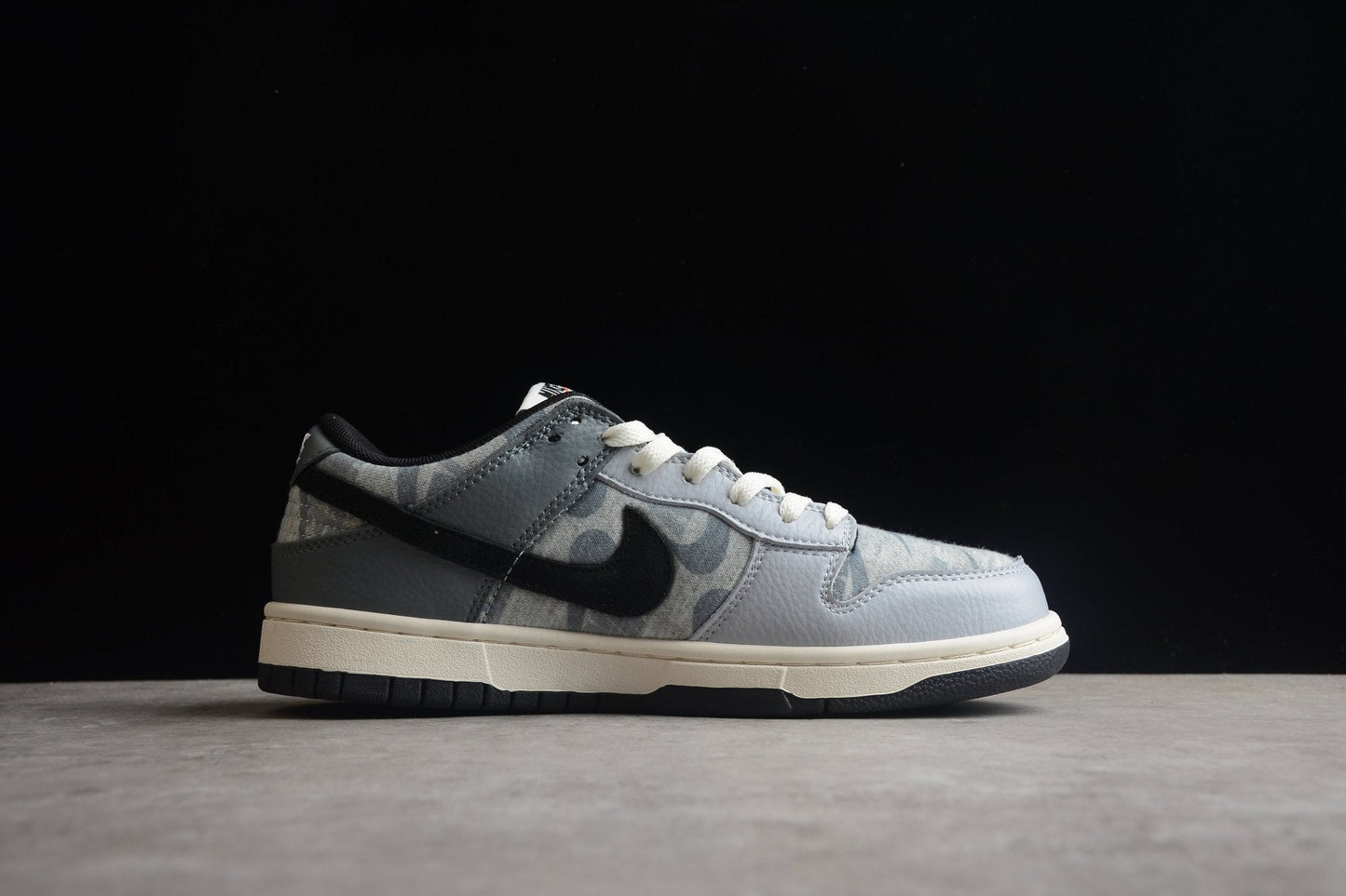 Essenza Rosa Dunk Low Grey / Off Noir | sapatilhas Sole Rua