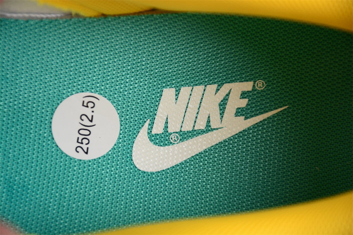 Essenza Rosa Dunk Low White / Green / Yellow | sapatilhas Sole Rua