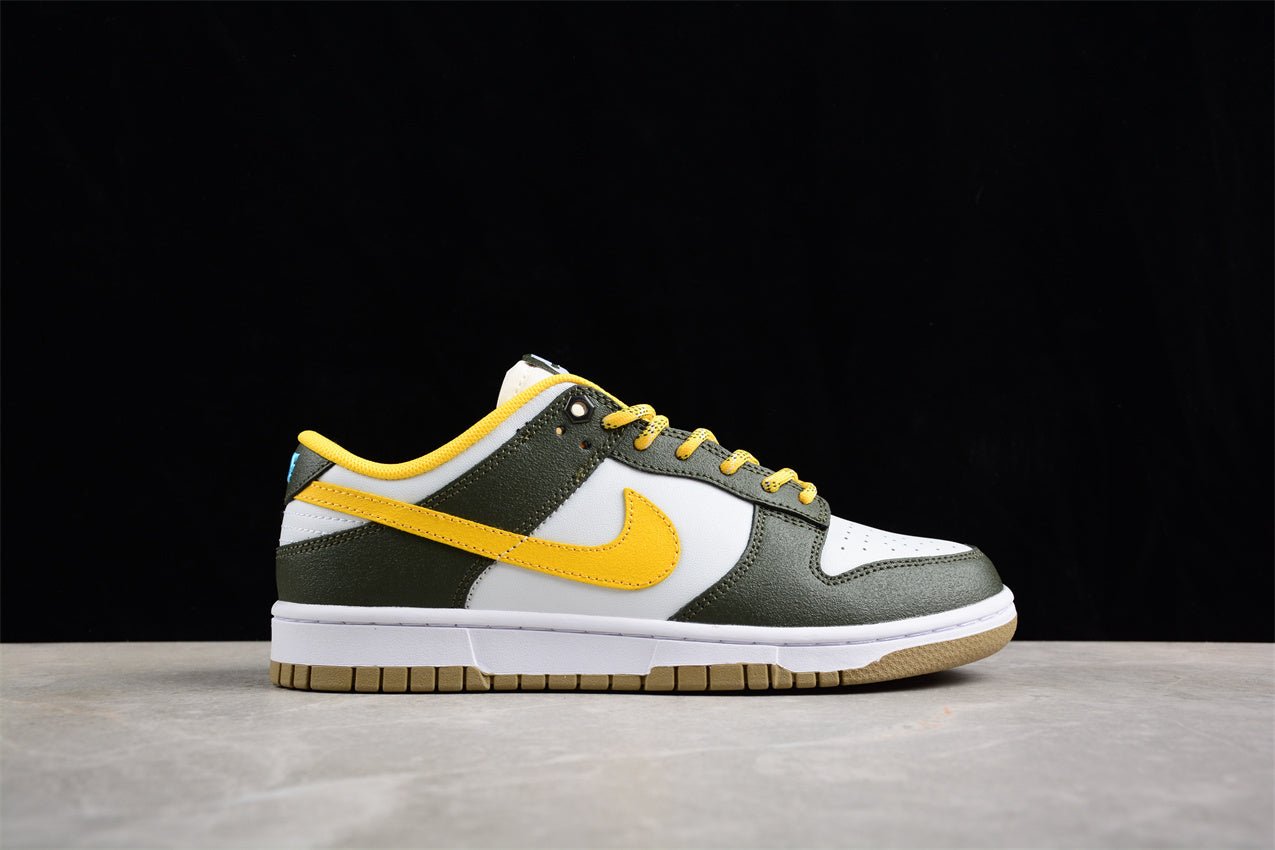 Essenza Rosa Dunk Low White / Green / Yellow | sapatilhas Sole Rua