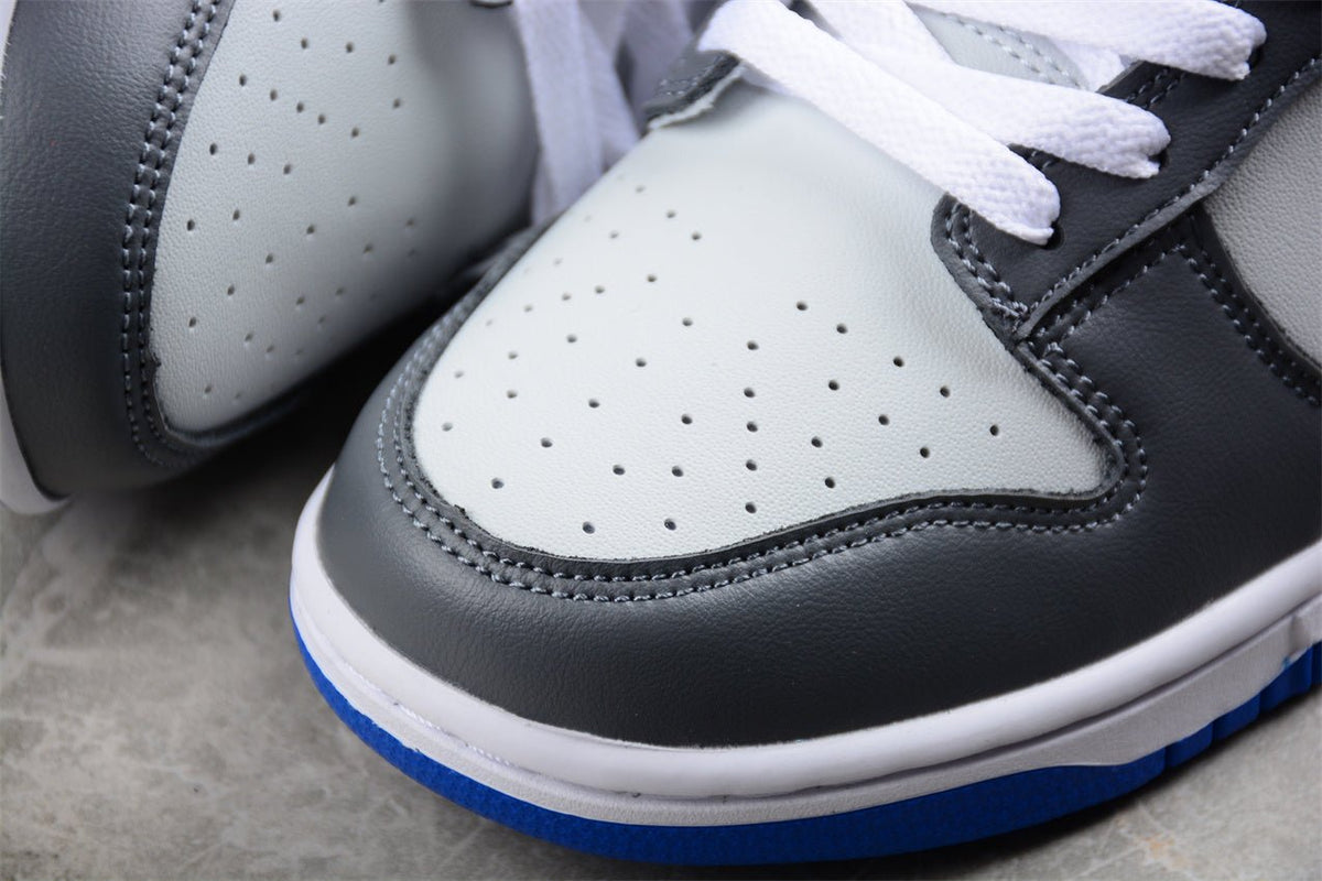 Essenza Rosa Dunk Low White / Grey / Black | sapatilhas Sole Rua