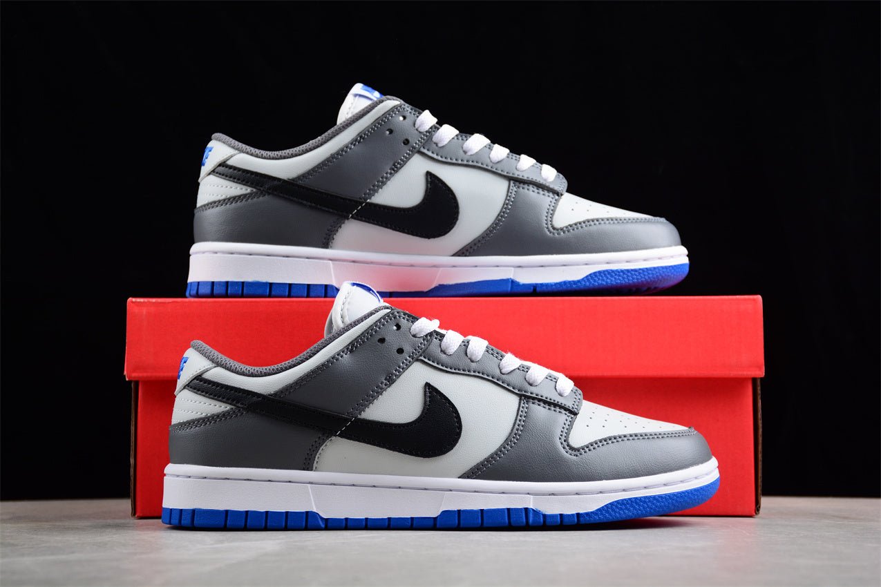 Essenza Rosa Dunk Low White / Grey / Black | sapatilhas Sole Rua