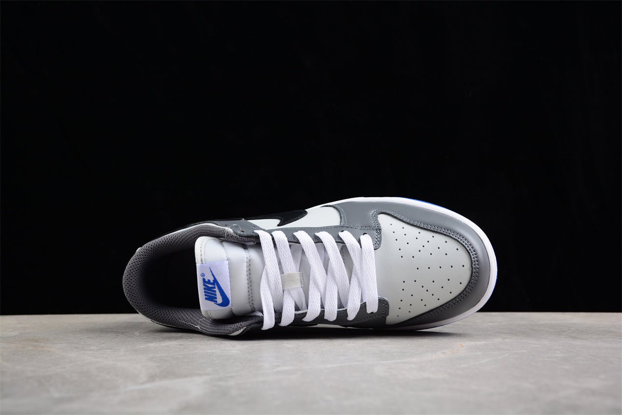 Essenza Rosa Dunk Low White / Grey / Black | sapatilhas Sole Rua