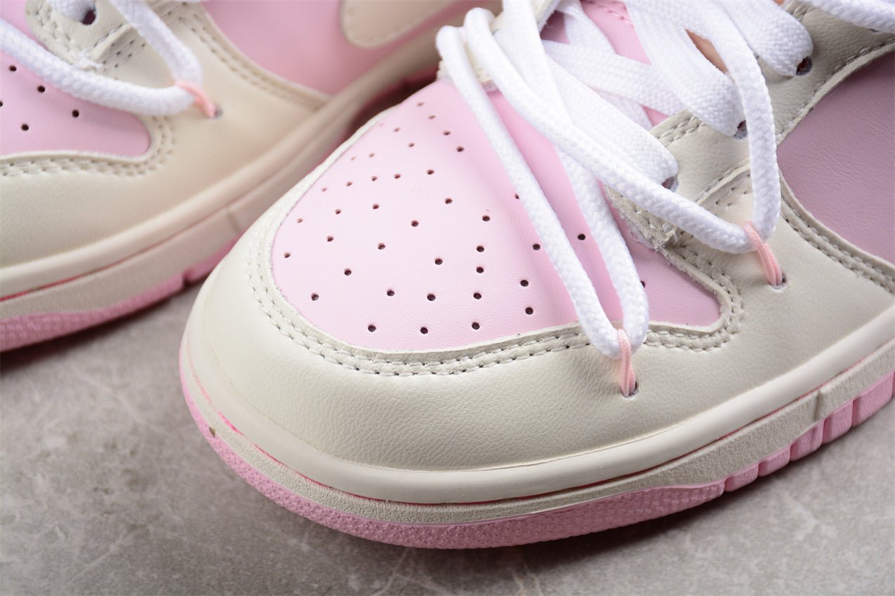 Essenza Rosa Dunk Low White / Pastel Pink | sapatilhas Sole Rua