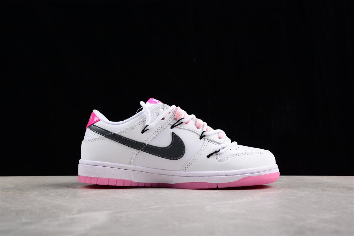 Essenza Rosa Dunk Low White / Pink / Black | sapatilhas Sole Rua