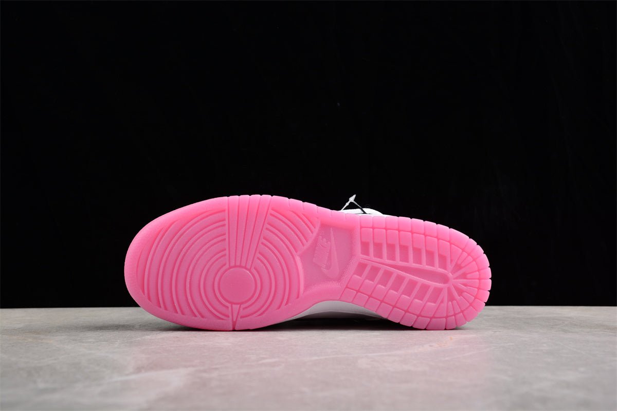 Essenza Rosa Dunk Low White / Pink / Black | sapatilhas Sole Rua