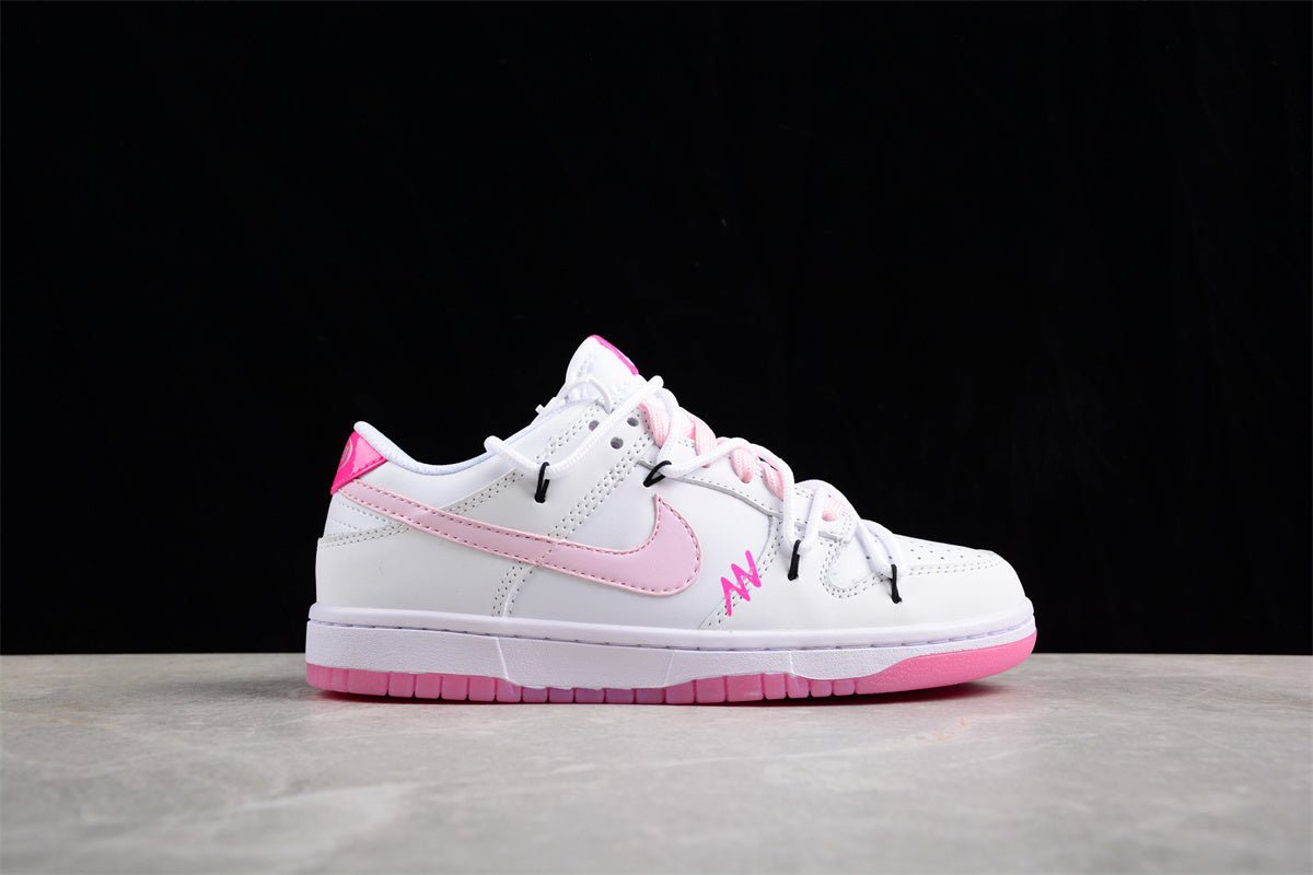 Essenza Rosa Dunk Low White / Pink / Black | sapatilhas Sole Rua