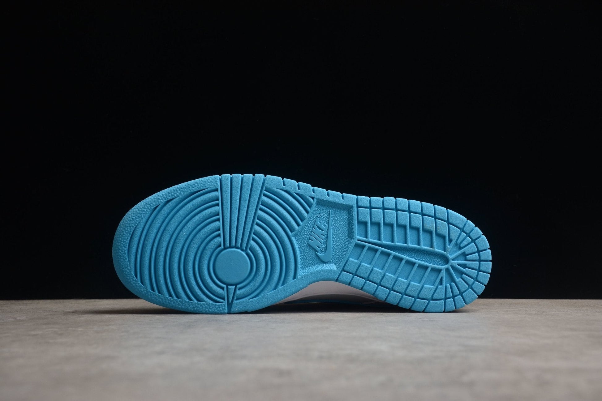 Essenza Rosa Dunk Low White / Sky Blue | sapatilhas Sole Rua