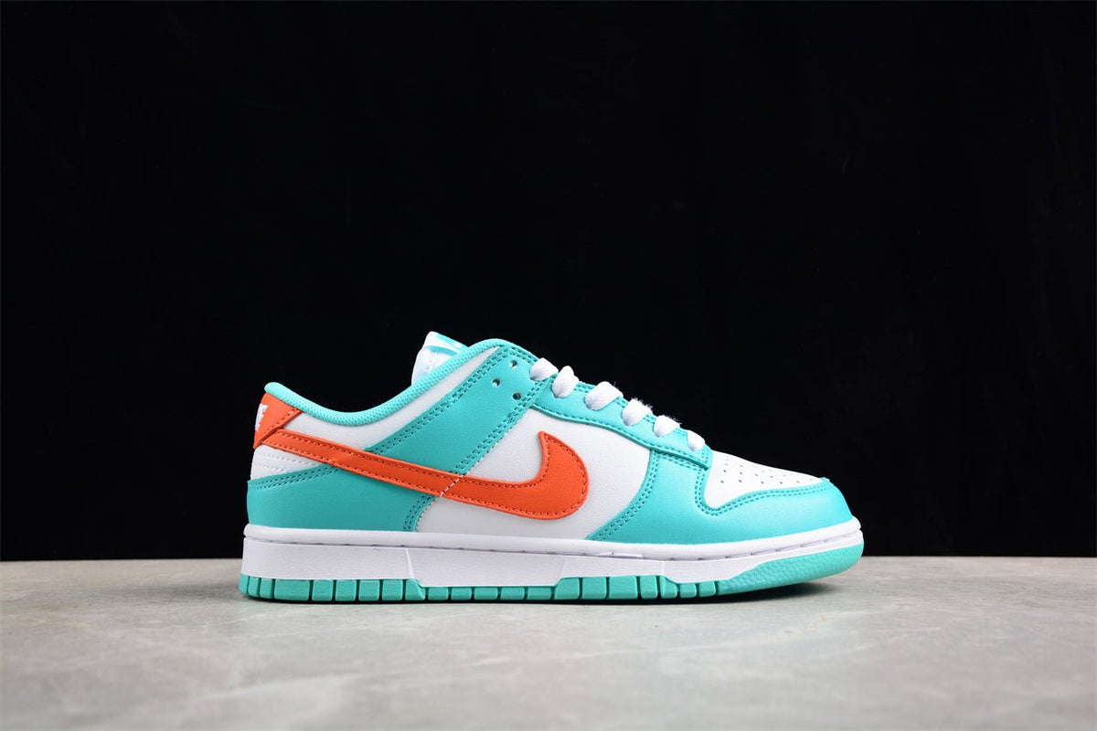 Essenza Rosa Dunk Low White / Sky Blue / Orange | sapatilhas Sole Rua