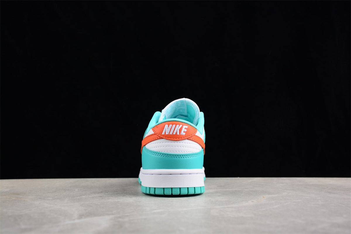 Essenza Rosa Dunk Low White / Sky Blue / Orange | sapatilhas Sole Rua