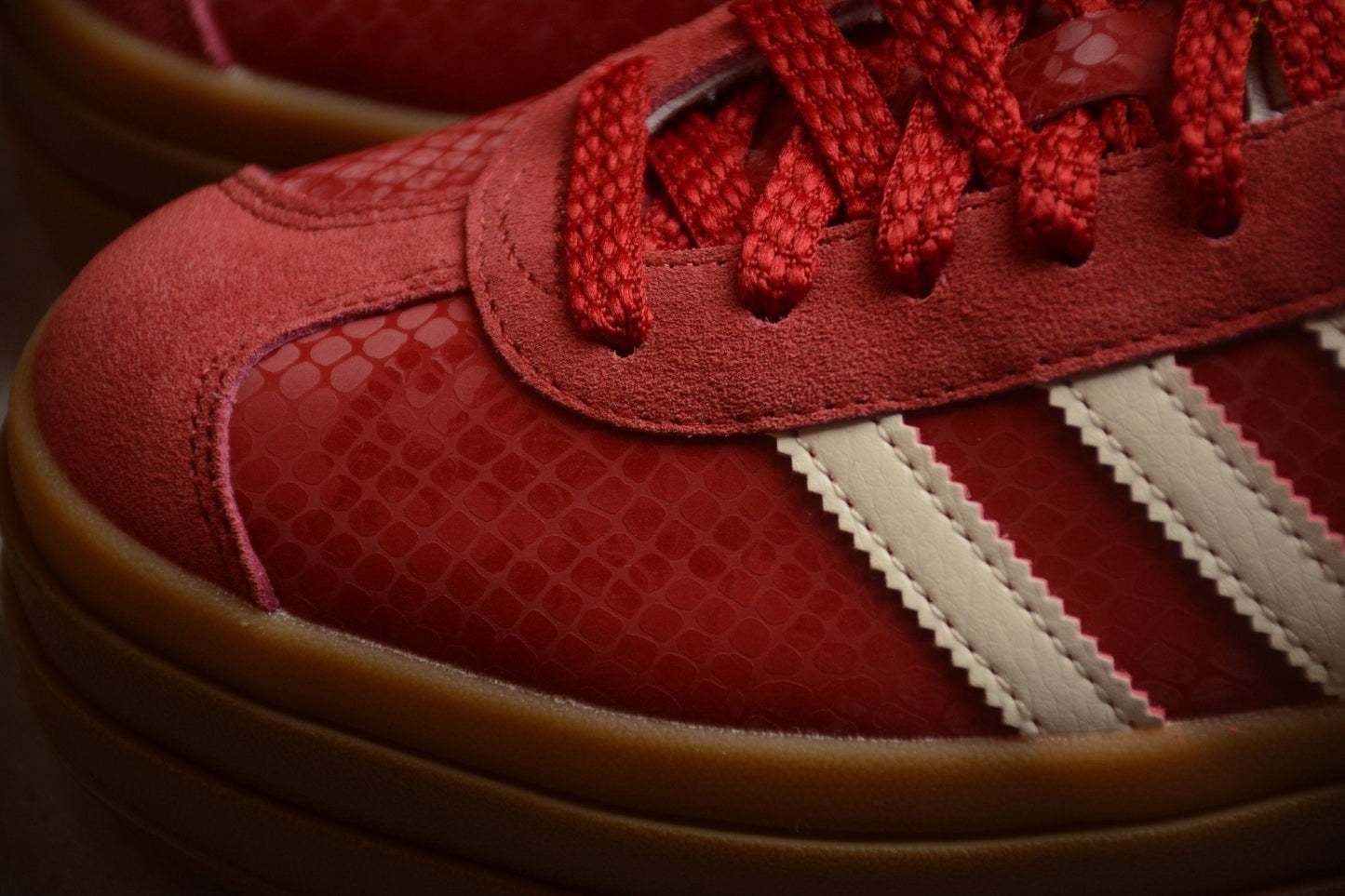Fabrika Supply Gazelle Bold Red / White | sapatilhas Sole Rua