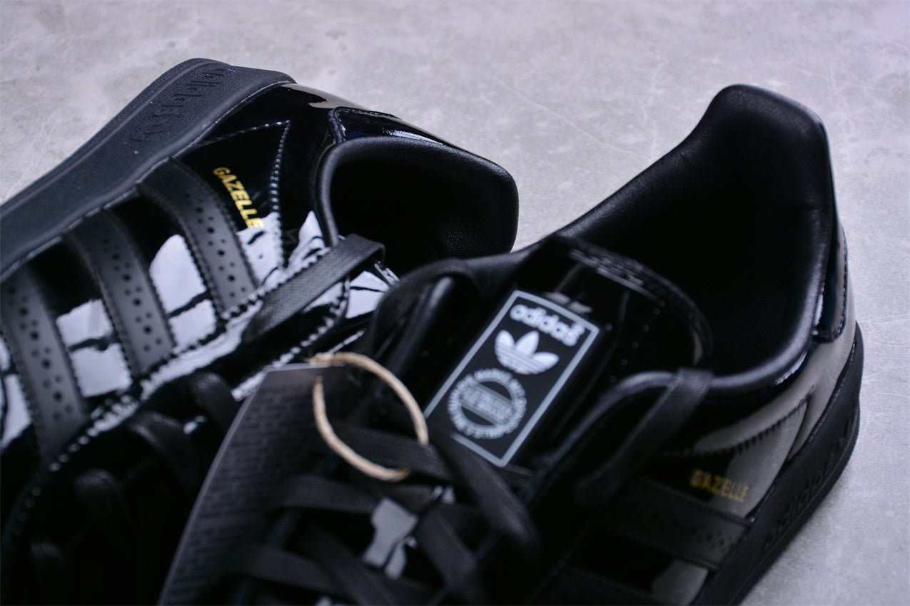 Fabrika Supply Gazelle Glossy Black | sapatilhas Sole Rua