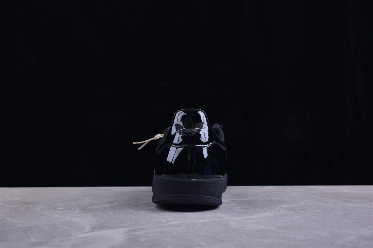 Fabrika Supply Gazelle Glossy Black | sapatilhas Sole Rua