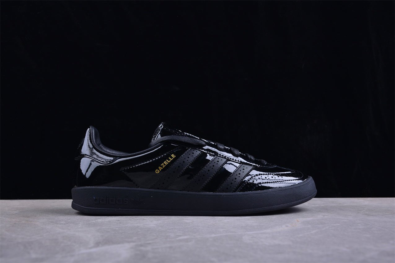 Fabrika Supply Gazelle Glossy Black | sapatilhas Sole Rua
