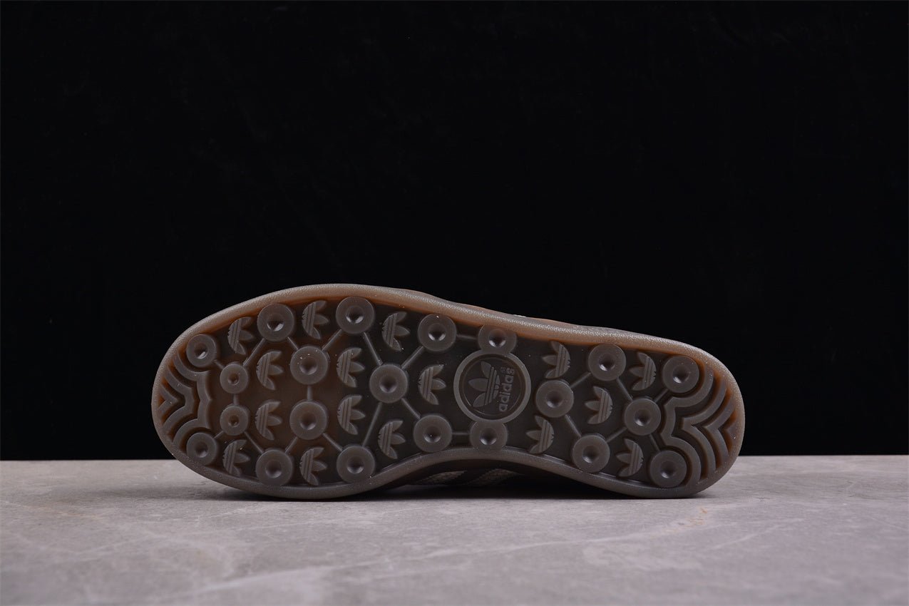 Fabrika Supply Gazelle Grey / White | sapatilhas Sole Rua