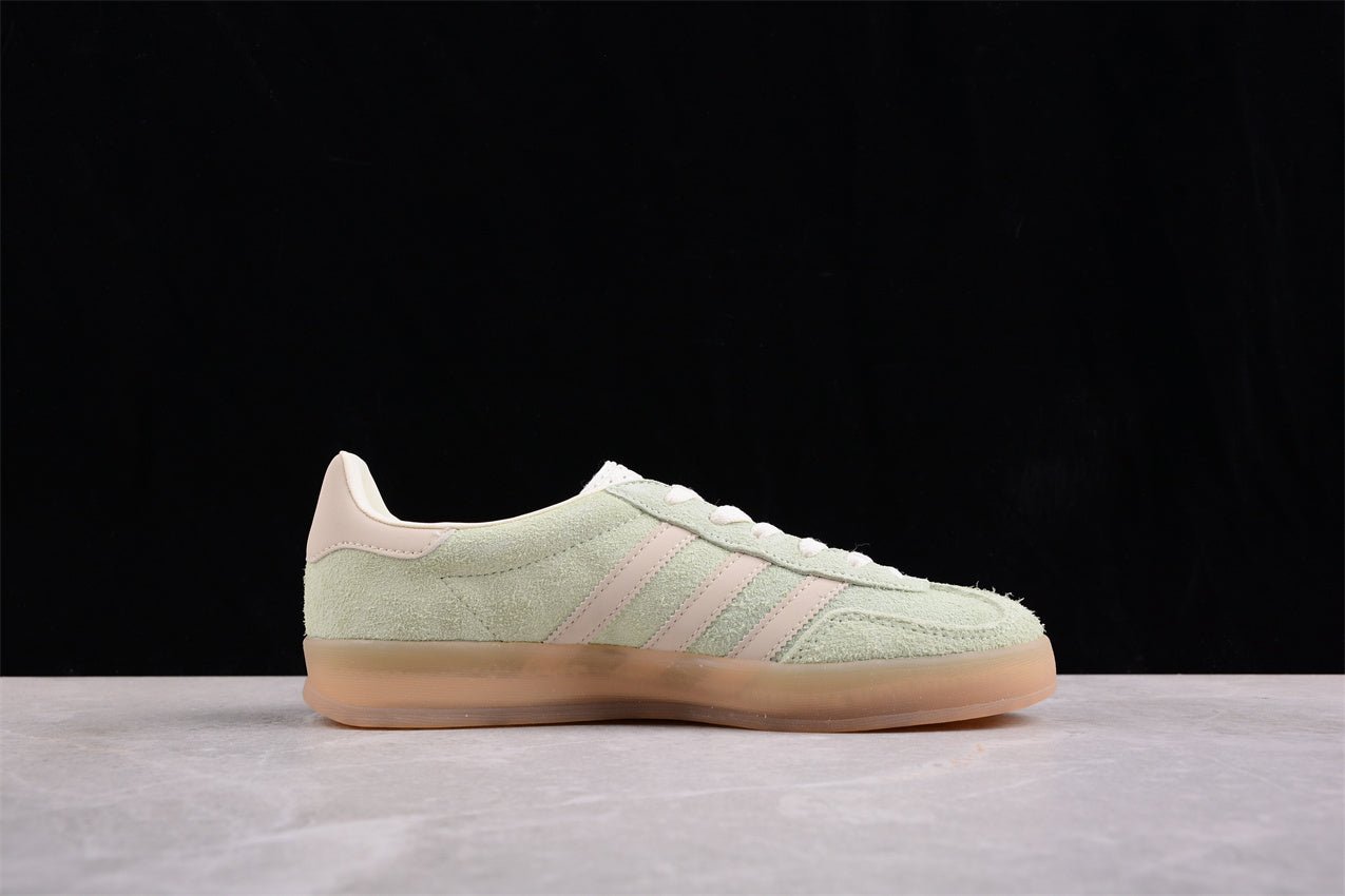 Fabrika Supply Gazelle Pastel Green / White | sapatilhas Sole Rua