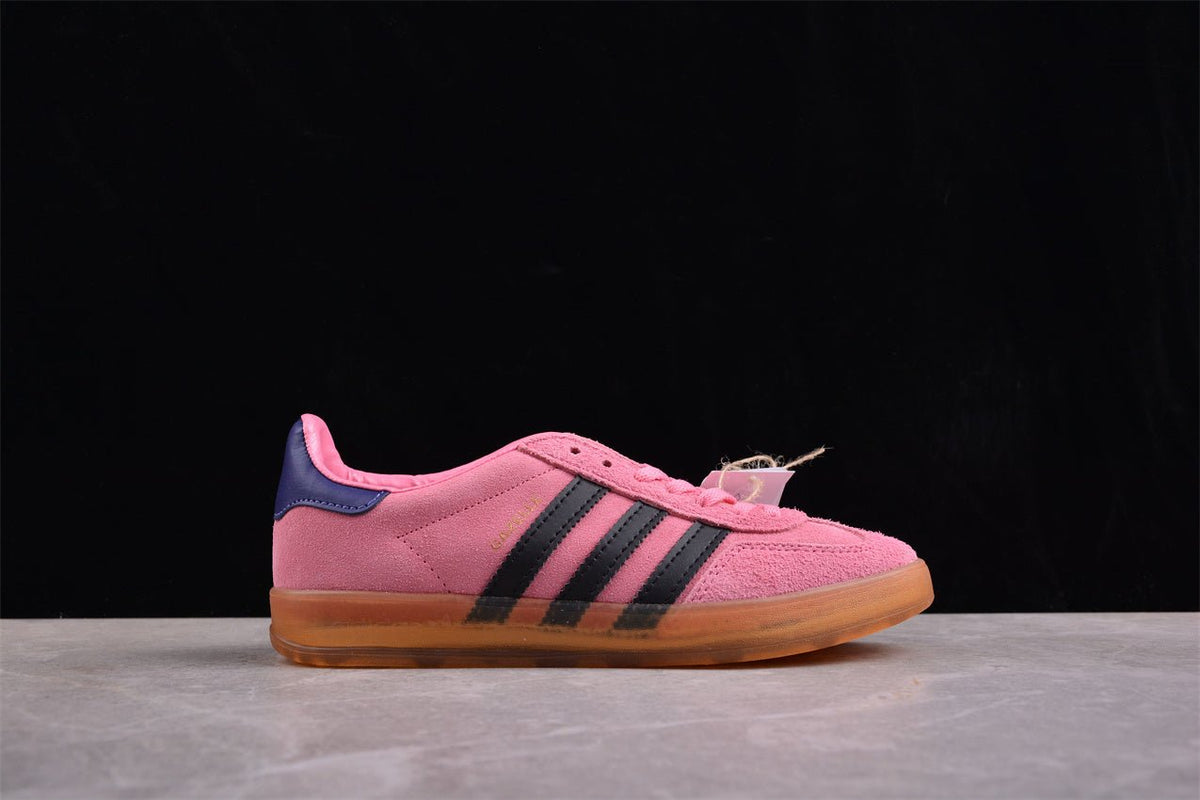 Fabrika Supply Gazelle Pink / Black / Navy | sapatilhas Sole Rua