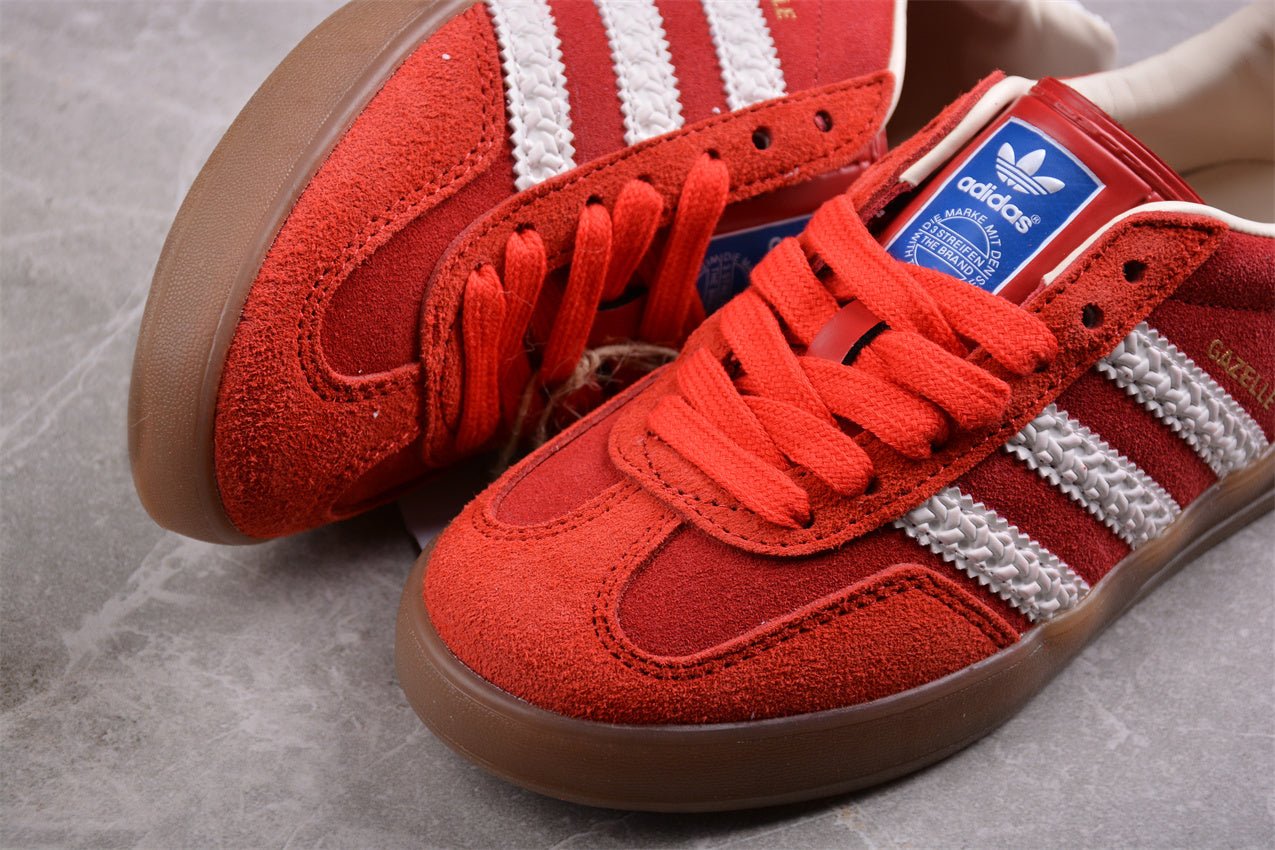 Fabrika Supply Gazelle Red / White | sapatilhas Sole Rua