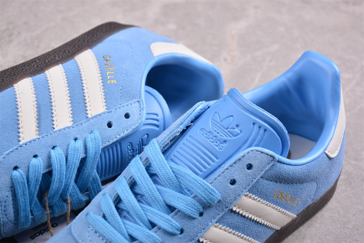 Fabrika Supply Gazelle Sky Blue / White | sapatilhas Sole Rua