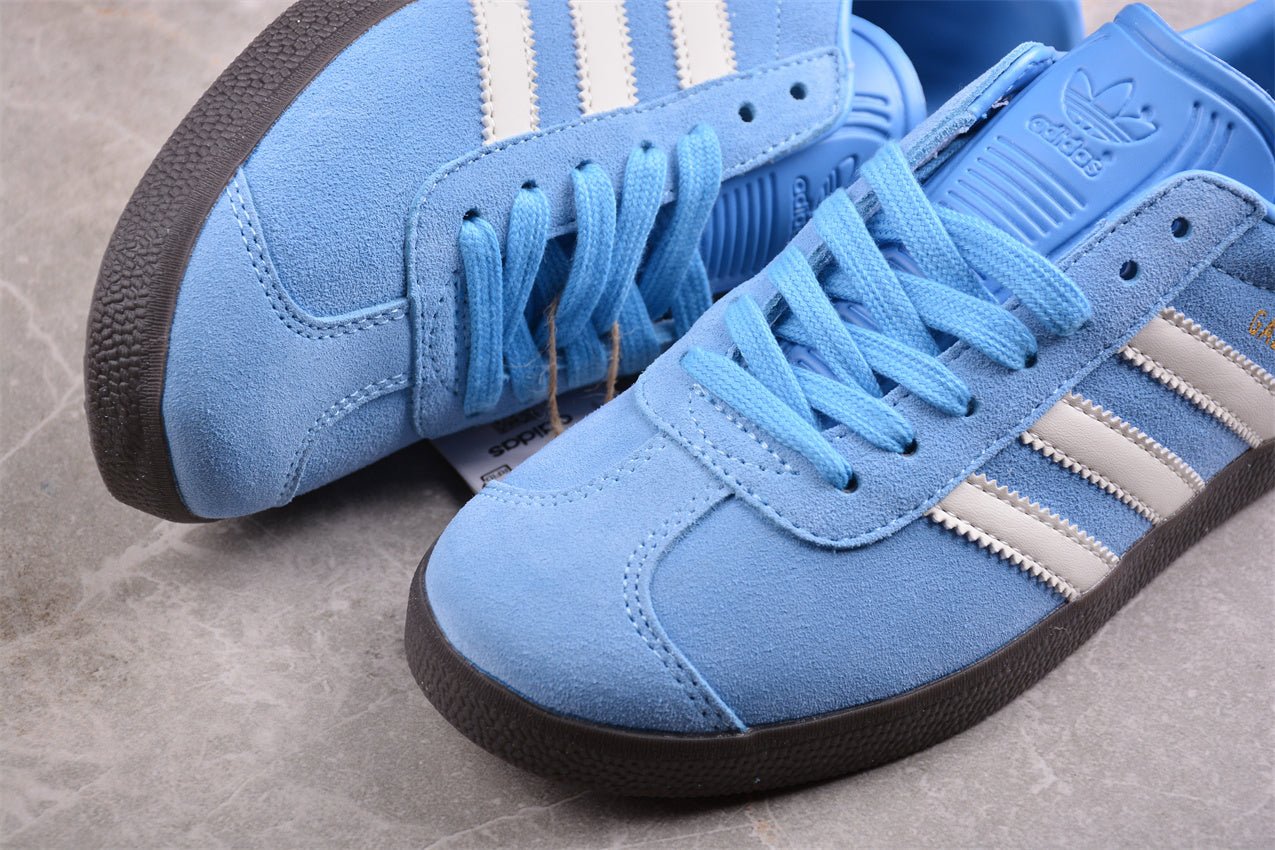 Fabrika Supply Gazelle Sky Blue / White | sapatilhas Sole Rua