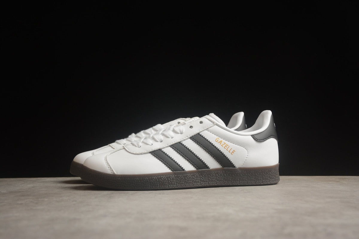 Fabrika Supply Gazelle White / Black | sapatilhas Sole Rua