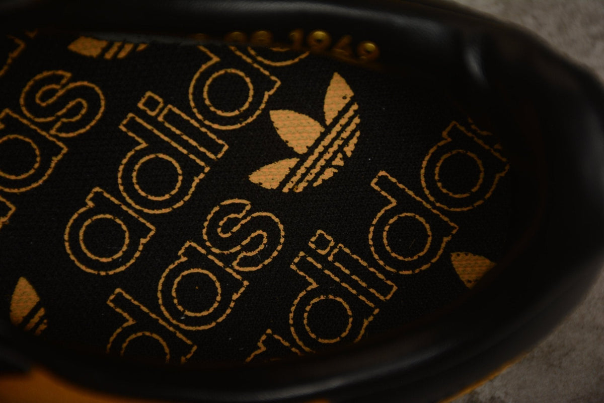 Fabrika Supply Gazelle Yellow / Black | sapatilhas Sole Rua