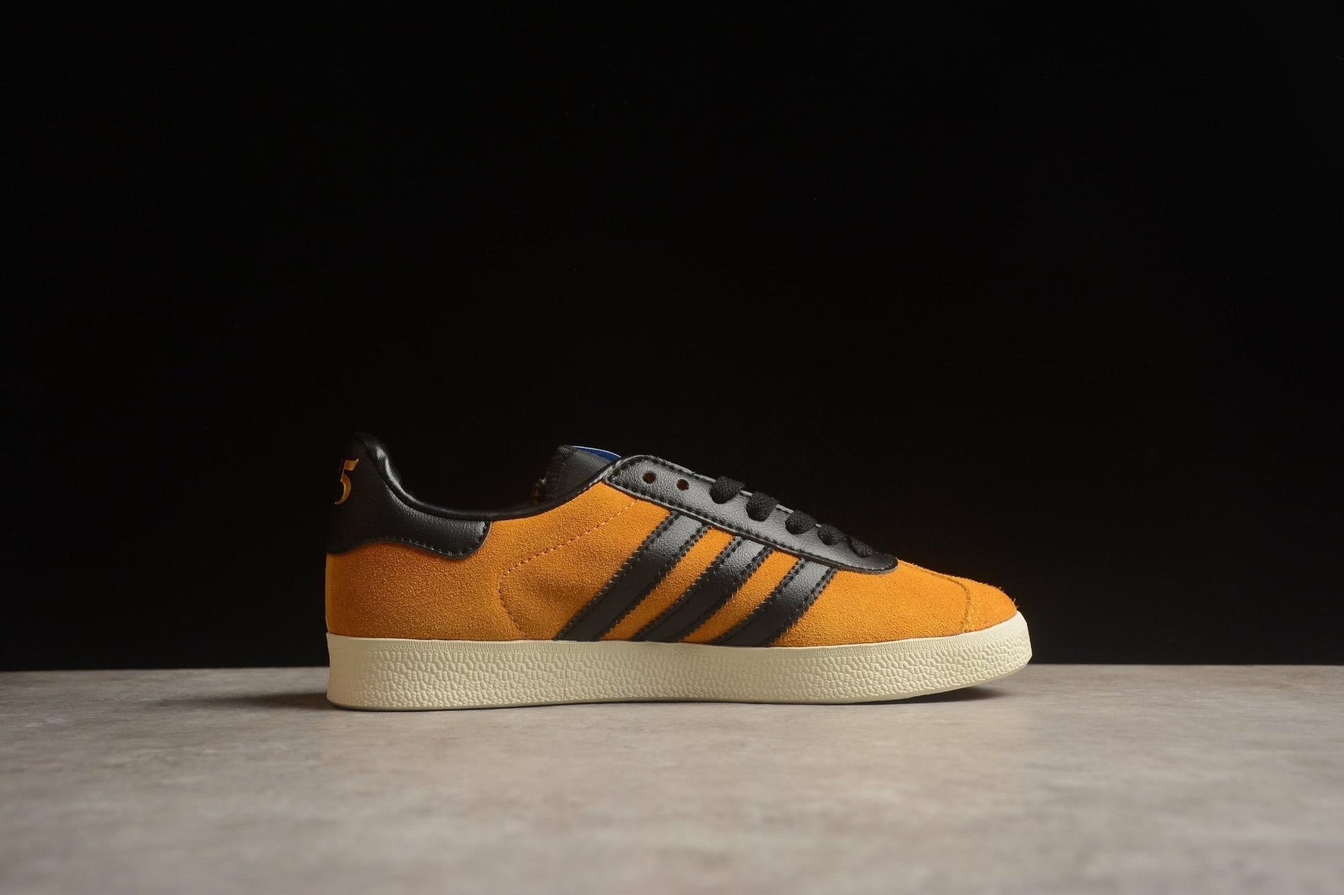 Fabrika Supply Gazelle Yellow / Black | sapatilhas Sole Rua