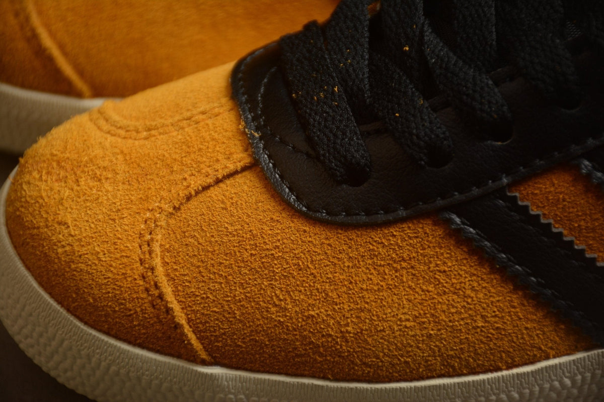 Fabrika Supply Gazelle Yellow / Black | sapatilhas Sole Rua