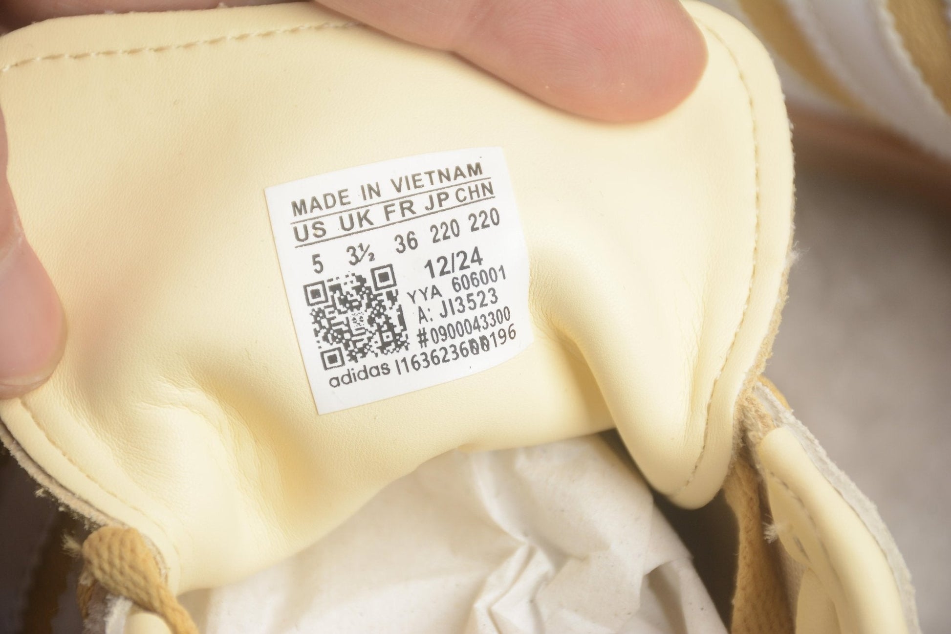 Fabrika Supply Gazelle Yellow / White / Navy | sapatilhas Sole Rua