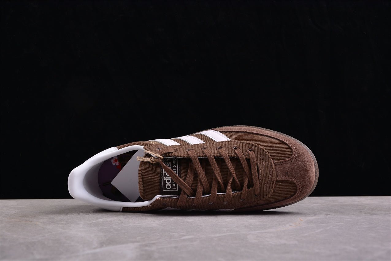 Fabrika Supply Handball Spezial Brown / White / Corduroy | sapatilhas Sole Rua