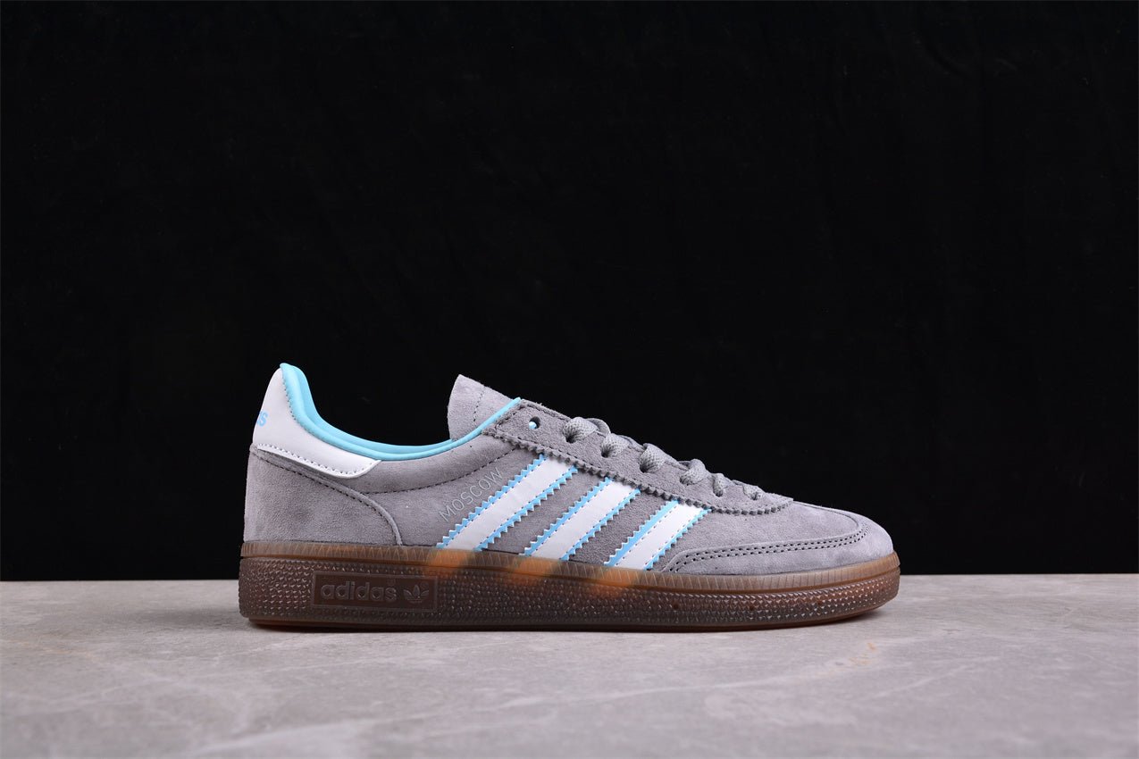 Fabrika Supply Handball Spezial Medium Grey / Light Sky Blue / White | sapatilhas Sole Rua
