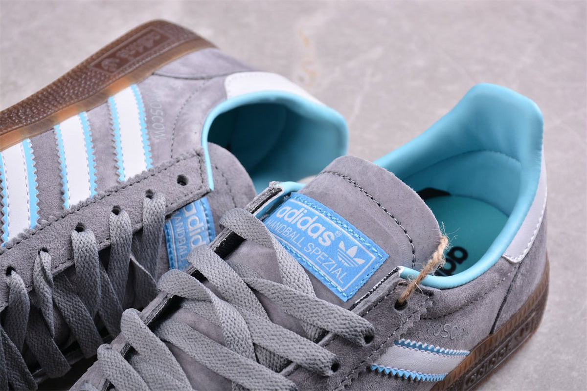 Fabrika Supply Handball Spezial Medium Grey / Light Sky Blue / White | sapatilhas Sole Rua