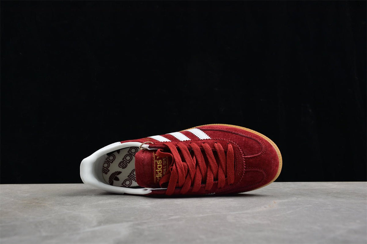 Fabrika Supply Handball Spezial Red / Cloud White / Gold Metallic | sapatilhas Sole Rua