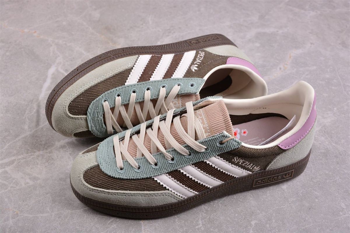 Fabrika Supply Handball Spezial Sage Green / Brown / White / Corduroy | sapatilhas Sole Rua